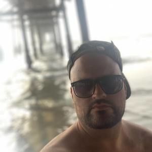 Meet your Posher, Justin